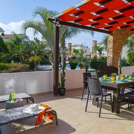 Ayia Thekla Annamaria Villa