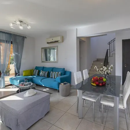 Ayia Thekla Annamaria Villa