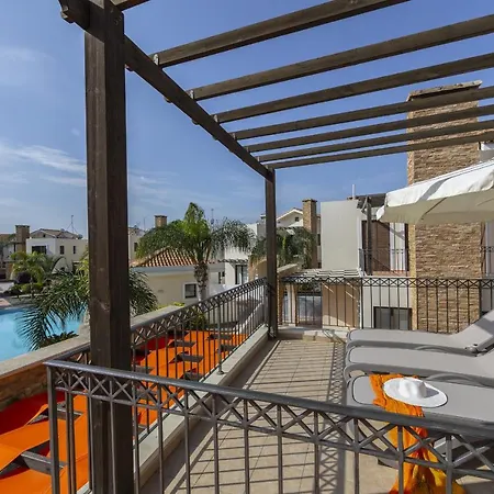 Ayia Thekla Annamaria Villa *